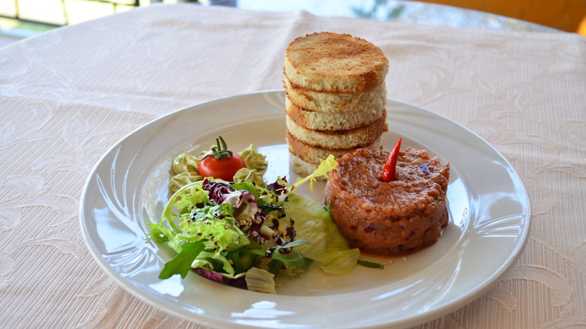 Уж венеція dsc 0264 Біфштекс по-татарськи 150/50/100г