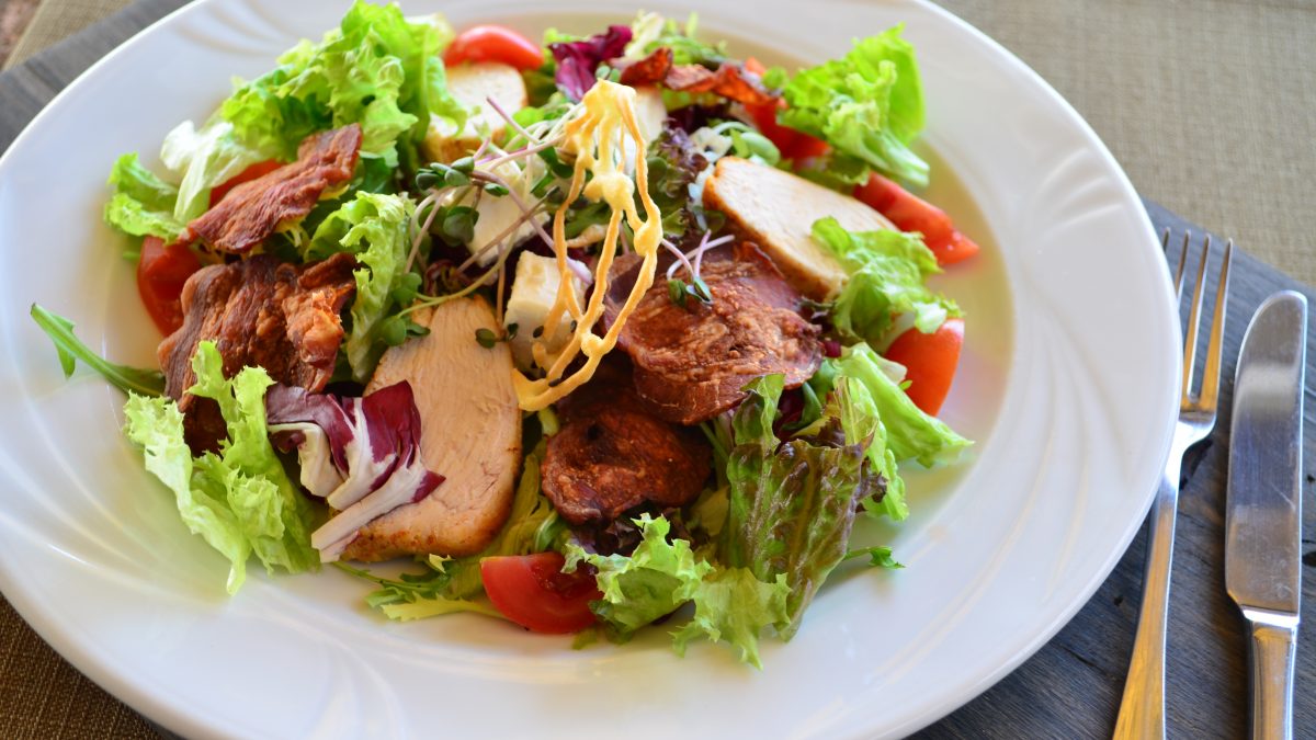 Уж венеція dsc 0381 Салат "Дамське щастя"	220 г