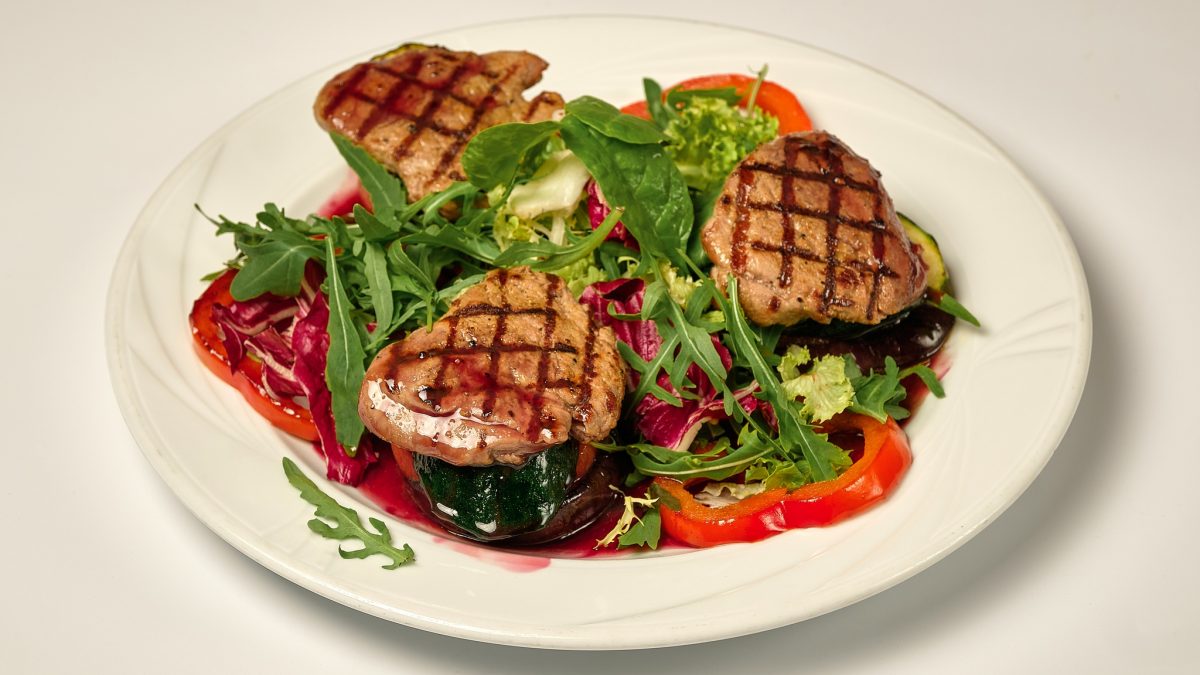 Уж венеція pid vynnym sousom Медальйони з овочами гриль 100/200/30г