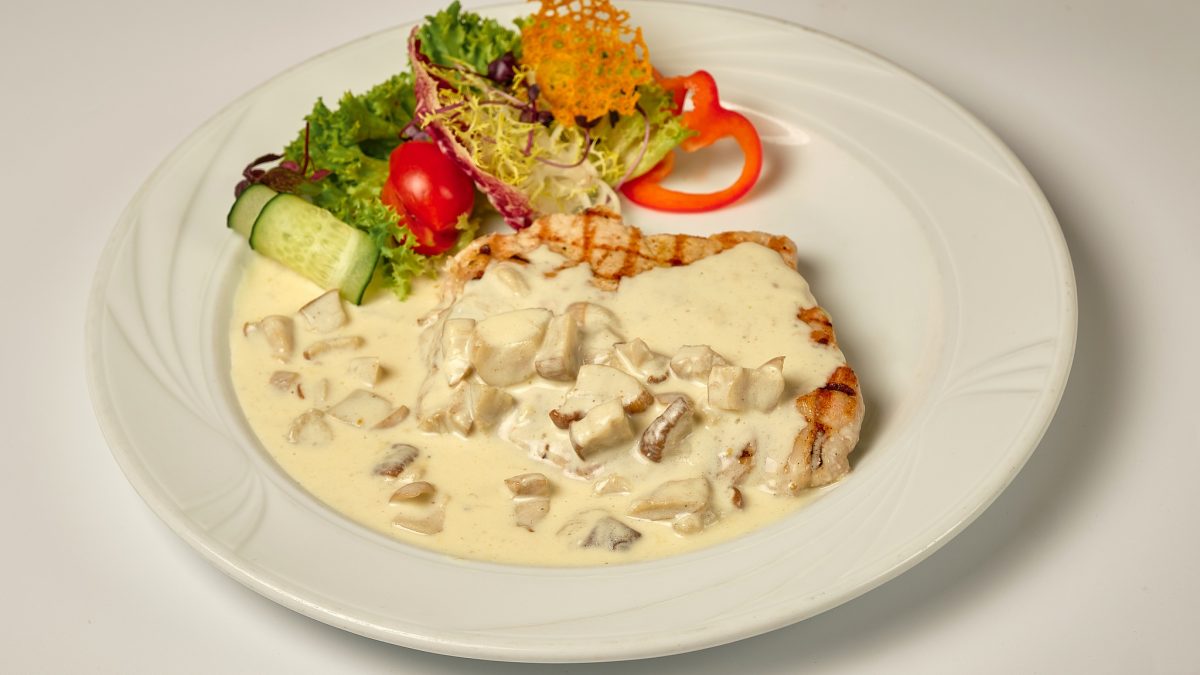 Уж венеція stejk svyn pil gryb sousom Стейк зі свинини під грибним соусом 150/100/3Ог